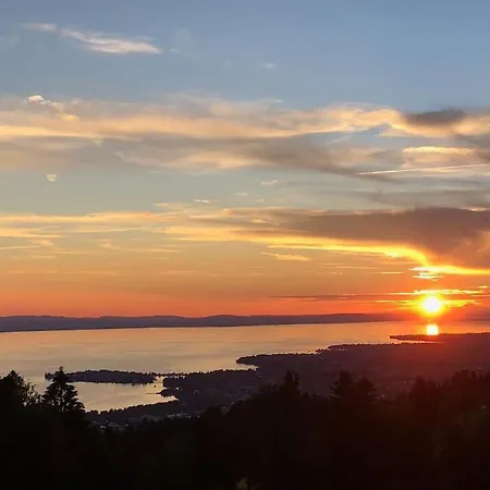 Schickes アパート ロッハウ・バイ・ブレゲンツ